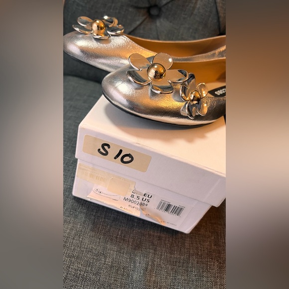 Marc Jacobs Metallic Silver Flats with Gold Floral Accents - Picture 6 of 10